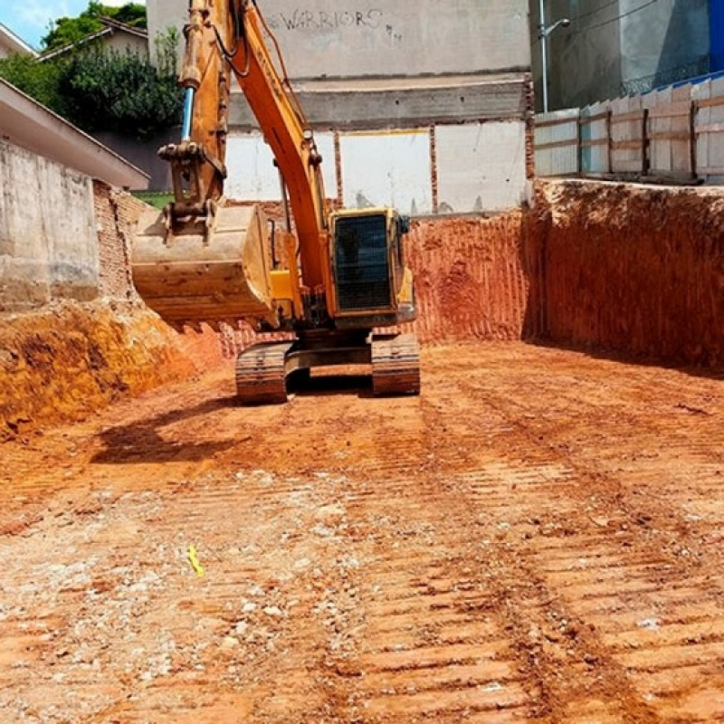 Empresa de Nivelar Terreno Declive Alto da Lapa - Nivelamento de Terreno