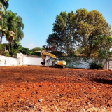 contratar máquina para limpar terreno Zona Norte